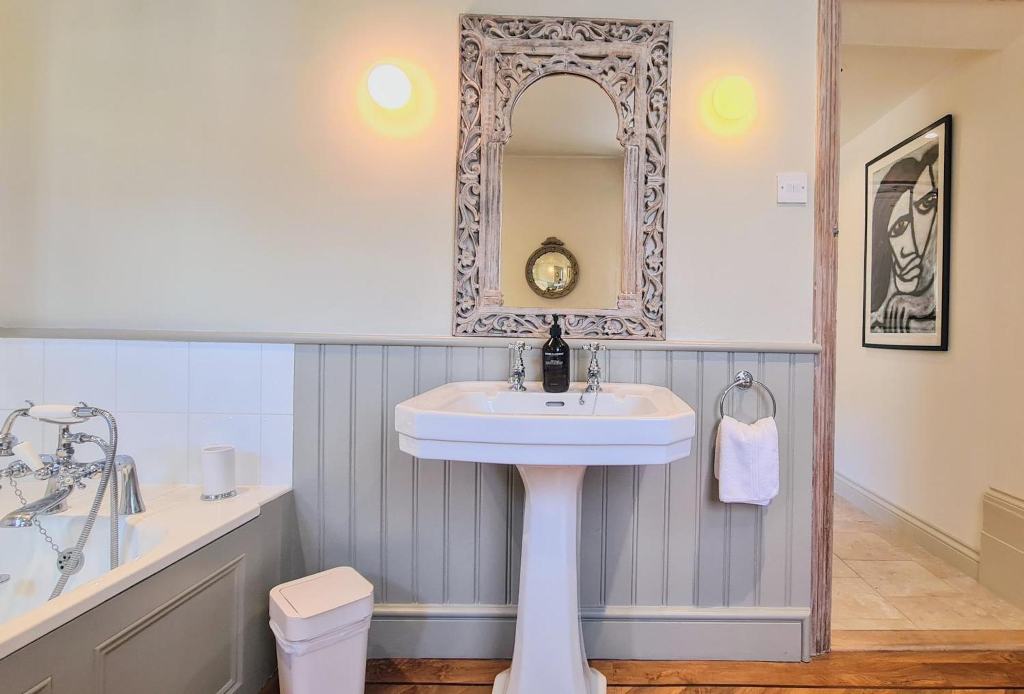 Crouch End Apartment - Spacious Flat Close To Central לונדון מראה חיצוני תמונה